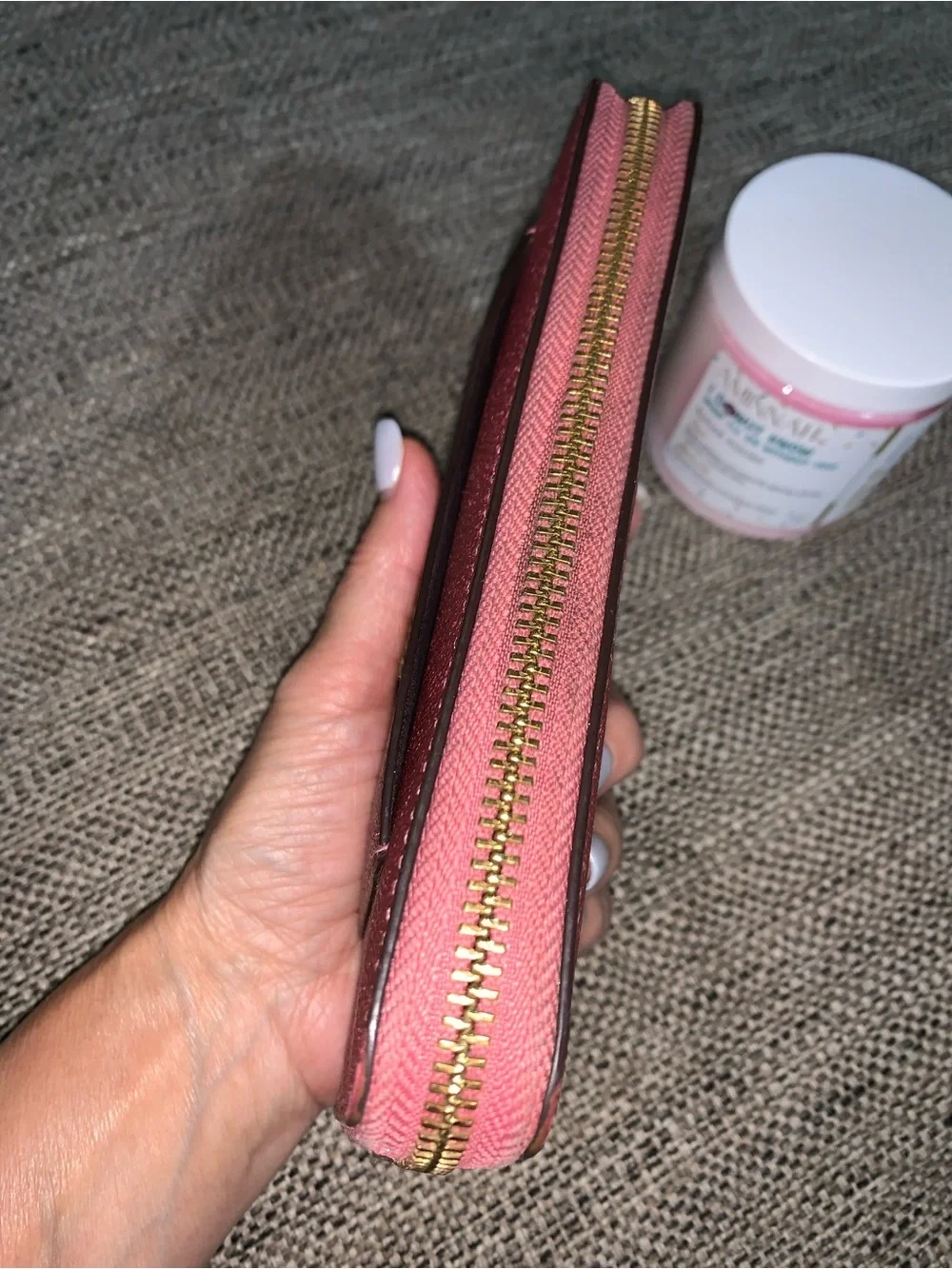 COACH ZIPPY metallic pink/burgundy wallet EUC w/Aminnah Donut Sugar Polish